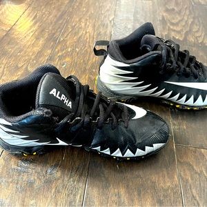Nike Alpha Menace football cleats